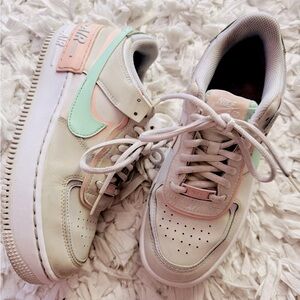 Women’s Nike Air Force 1 Shadow Size 7